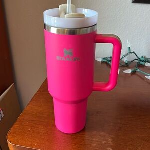 40oz Stanley hot pink